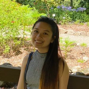 Meet your Posher, Lily